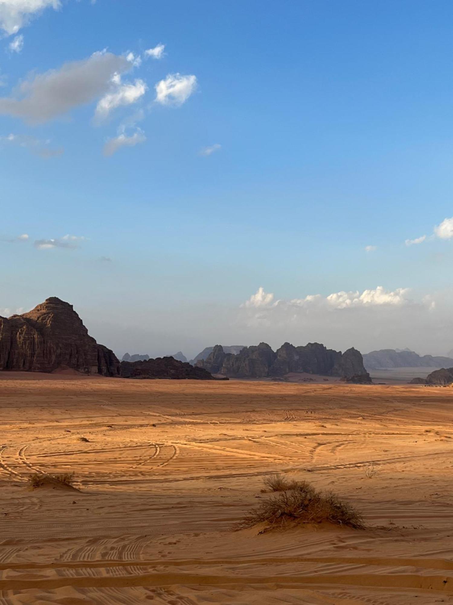al-Qatar mountain camp Hotel Wadi Rum Bagian luar foto